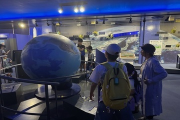 写真:館内自由見学の様子が分かる写真