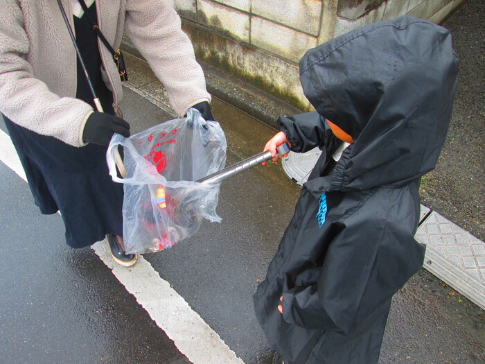 写真：ごみゼロ運動の様子2