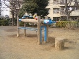 写真：丸太プレス