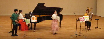 写真：ぽかぽかカルテット演奏風景