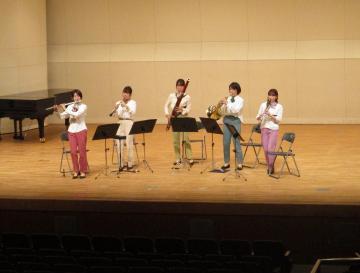 写真:こもれびクインテット演奏風景