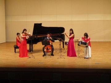 写真:TETRA UNISON演奏風景