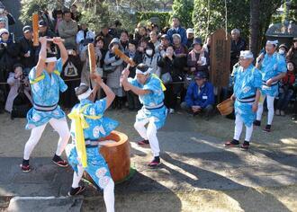 写真:南大塚の餅つき踊り1