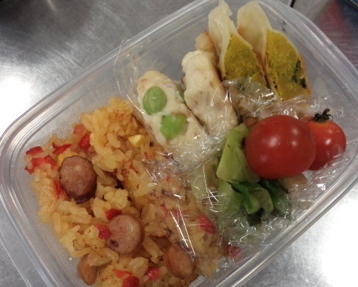 写真：元気印のお弁当　合言葉は「3・2・1」