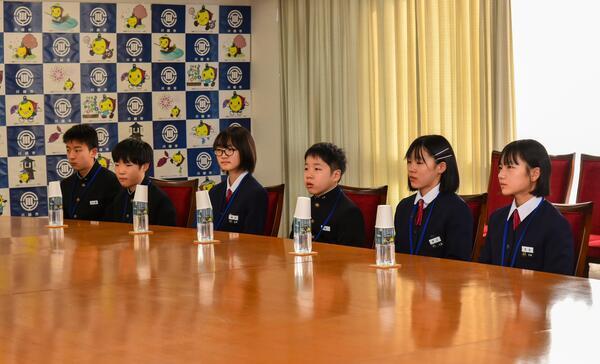 写真：中札内村立中学生のみなさん