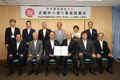 写真：埼玉県知事への報告の様子