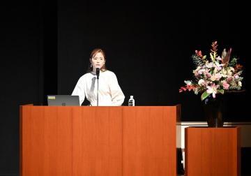 写真：講演会の様子