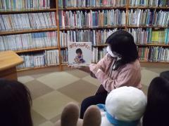 写真：読み聞かせボランティア