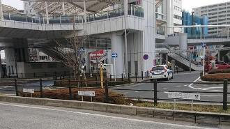 川越駅西口駅前広場の写真