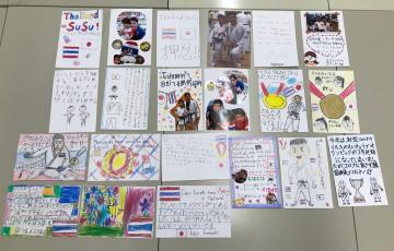 写真：子どもたちが書いたお手紙
