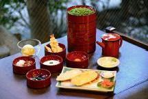 料理(茶そば・天ぷら等)の写真