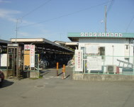 写真：（市営）的場駅前自転車駐車場