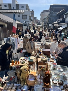 写真：大正浪漫夢通り蚤の市（クラフト市）