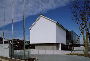 写真：川越市立美術館の外観