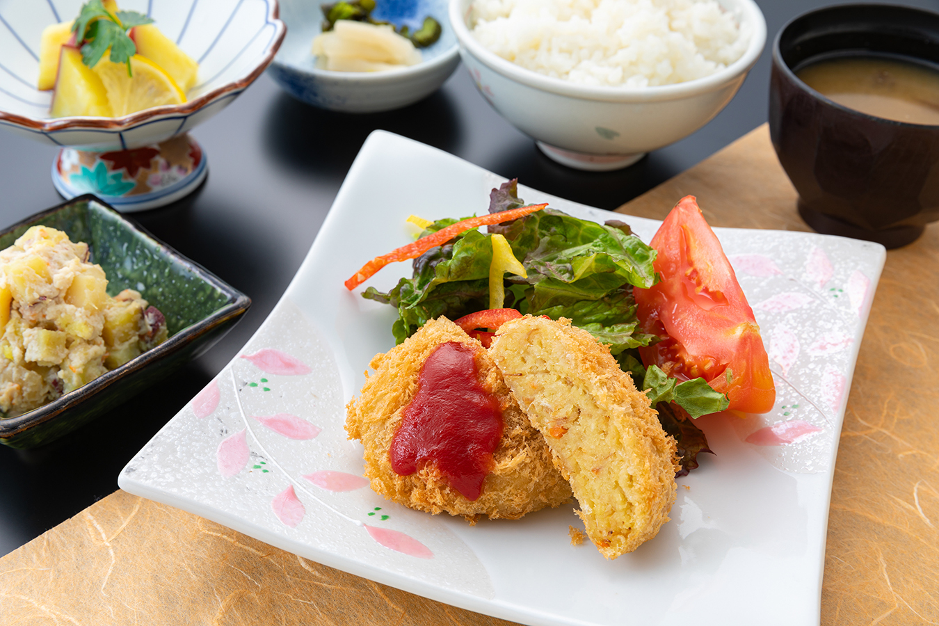 写真：紅芋御膳