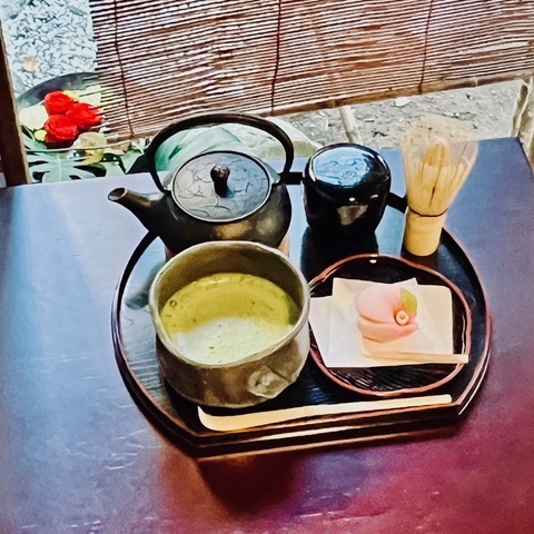 写真:商品イメージ(自分で点てる川越抹茶と上生菓子のセット)