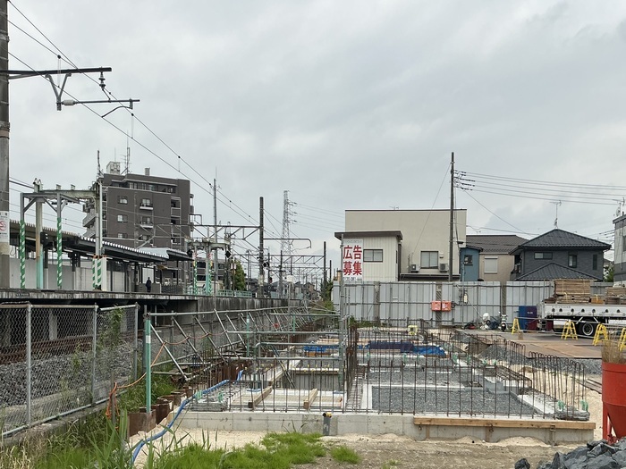 令和8年5月撮影写真その5　北口側の作業状況を撮影した写真