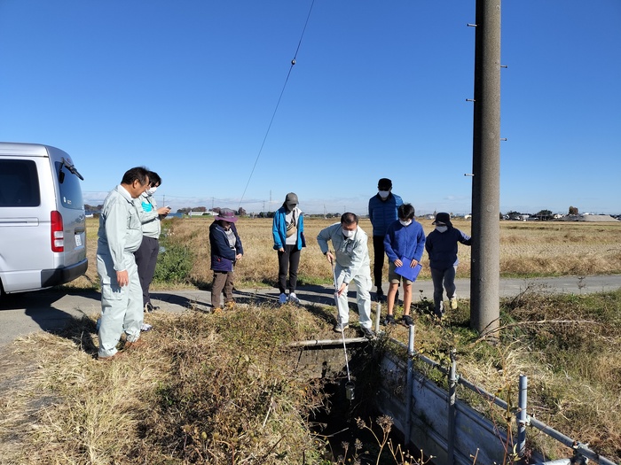 令和6年度市民環境調査「湧水探訪」の写真
