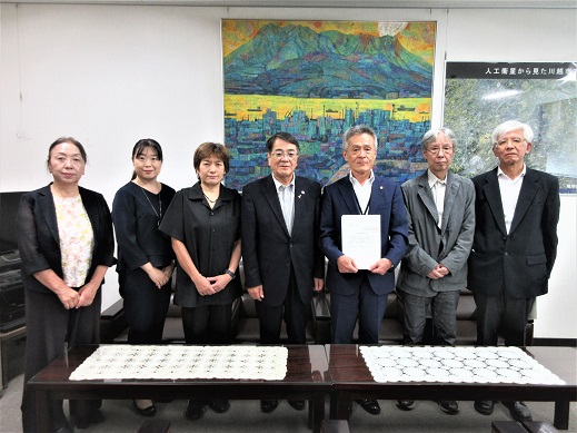 提言書提出時の写真