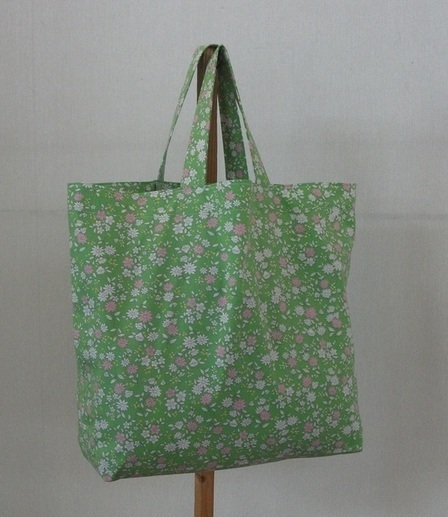 本講座で作成するバッグの見本写真