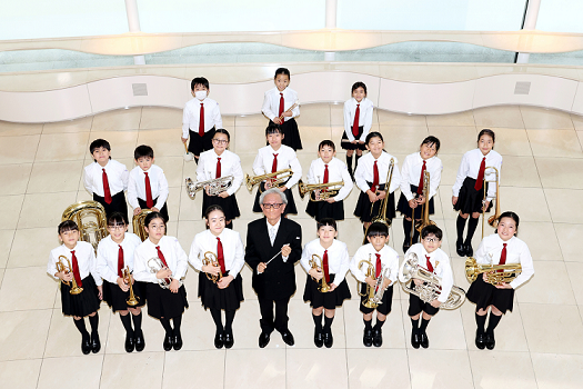 中央小学校金管バンドの写真3