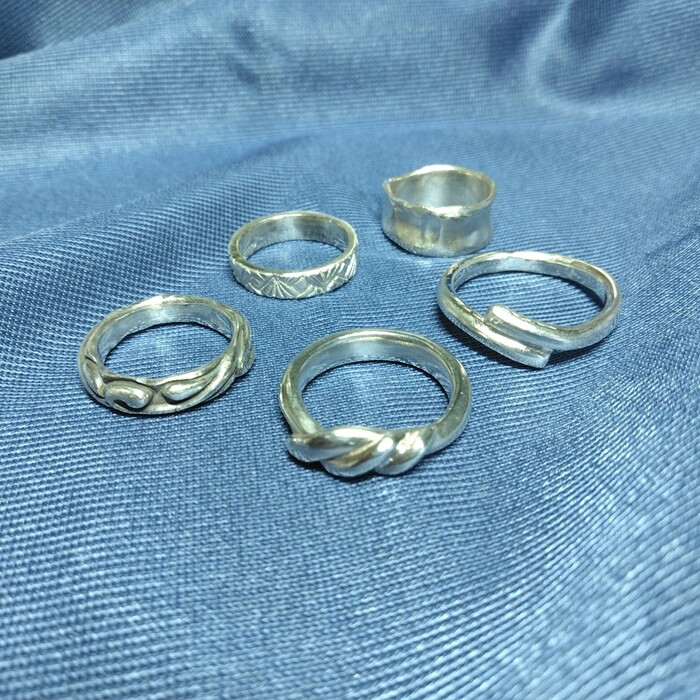 本講座で作成する指輪の見本写真