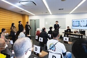 振り返りの写真