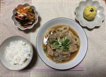 鶏肉のみぞれ煮のメニューの写真