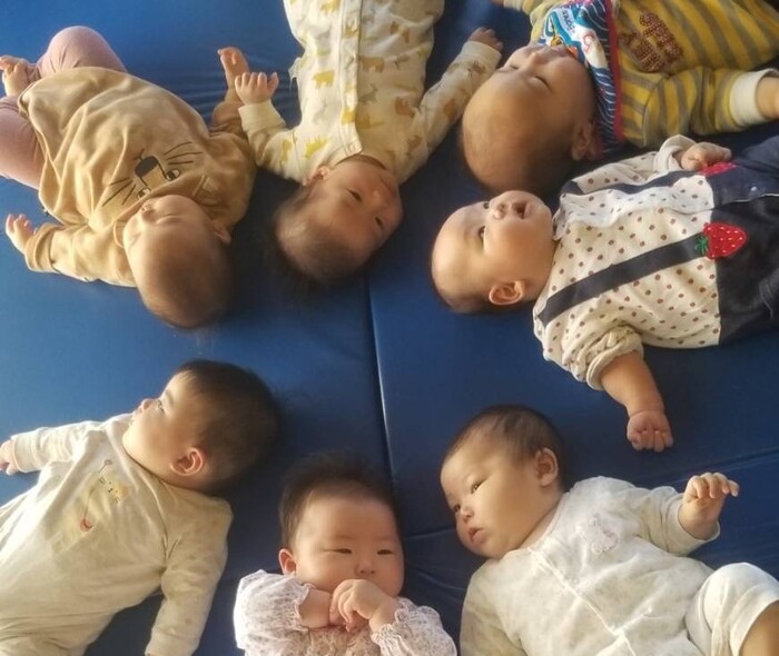 子育てサロンひつじに来た子どもたちの写真