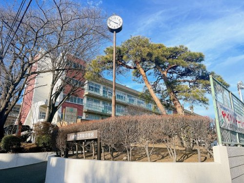 写真：高階中学校