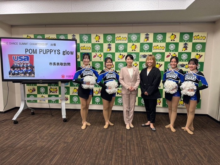 写真：市長と表敬訪問された選手の写真