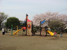 並木新町公園の写真